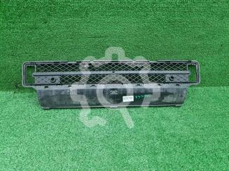 Решетка в бампер Mercedes-Benz G-klasse II [W463] 1990 - 2018