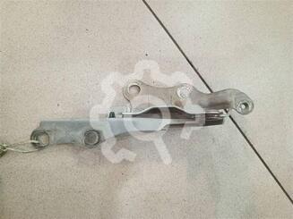 Петля капота Toyota Corolla Spacio I 1997 - 2001
