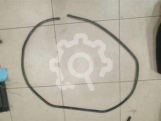 Уплотнитель двери Ford Focus II 2005 - 2011