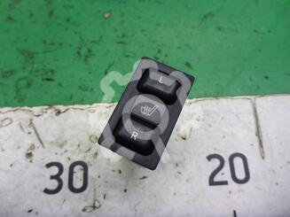 Кнопка обогрева сидений Toyota Corolla IX [E120, E130] 2000 - 2007