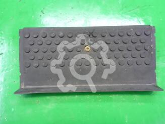 Накладка подножки UAZ Patriot c 2003 г.