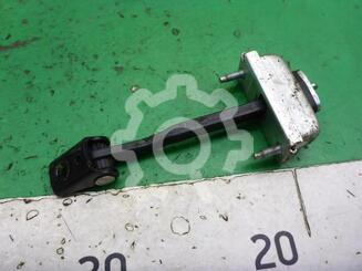 Ограничитель двери Ford Focus II 2005 - 2011