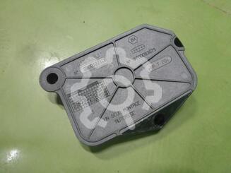 Кронштейн блока управления двигателем Renault Megane II 2002 - 2009