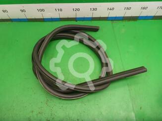 Уплотнитель двери Ford Focus II 2005 - 2011
