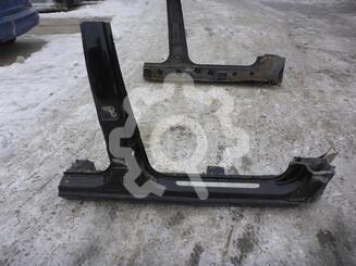 Порог со стойкой правый Ford Focus II 2005 - 2011
