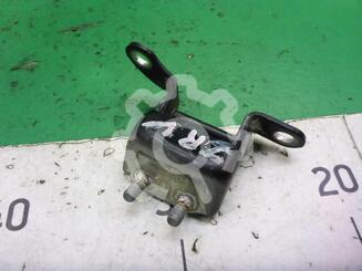 Петля двери Geely Emgrand EC7 2009 - 2016