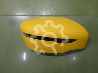 Накладка зеркала правого Nissan Juke (F15) c 2011 г.