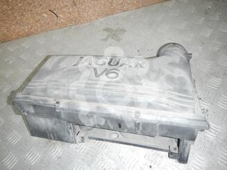 Корпус воздушного фильтра Jaguar X - TYPE 2001 - 2009