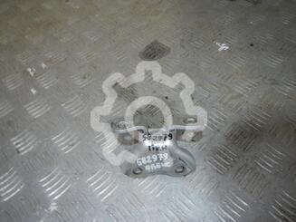 Петля двери передней Toyota Avensis III c 2009 г.