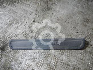 Накладка порога (внутренняя) Toyota Avensis III c 2009 г.