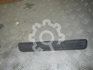 Накладка порога (внутренняя) Toyota Avensis III c 2009 г.