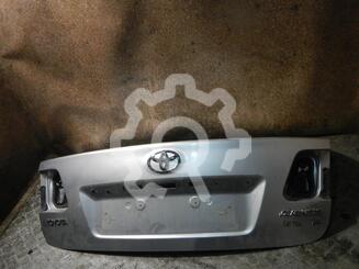 Крышка багажника Toyota Avensis III c 2009 г.