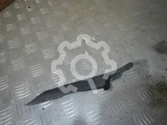 Накладка (кузов наружные) Toyota Avensis III c 2009 г.