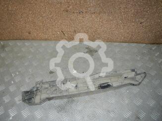 Накладка (кузов наружные) Toyota Avensis III c 2009 г.