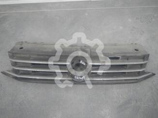 Решетка радиатора Volkswagen Polo V (Sedan RUS) 2011 - 2020