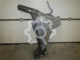 Стойка передней двери правая Honda CR-V III 2006 - 2012