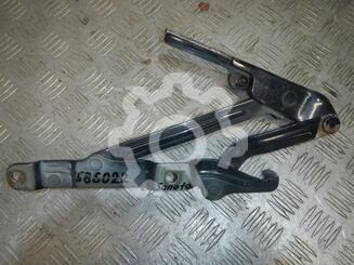 Петля крышки багажника Hyundai Sonata IV [EF] 1998 - 2012