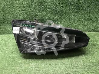 Фара правая Skoda Rapid II 2020 - н.в.