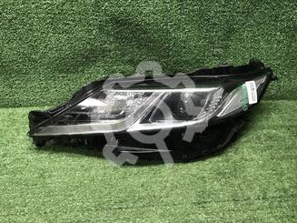 Фара левая Toyota Camry VIII [XV70] 2017 - н.в.