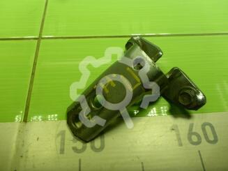 Петля двери Mitsubishi Lancer IX 2000 - 2010