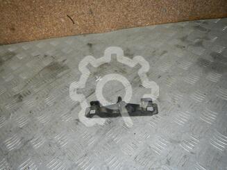 Ответная часть замка багажника Ford Focus II 2005 - 2011