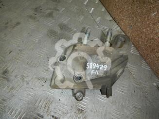Кронштейн двигателя Ford Focus II 2005 - 2011