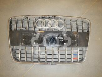Решетка радиатора Audi Q7 2005 - 2014 г.