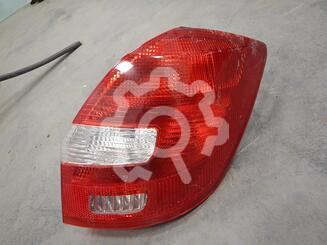 Фонарь задний правый Skoda Fabia II 2007 - 2014