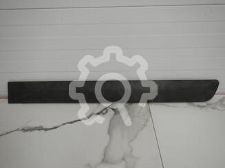 Молдинг двери задней левой Lada Largus 2012 - н.в.