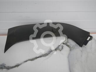 Обшивка двери багажника Toyota Auris (E15) 2006 - 2012