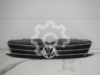 Решетка радиатора Volkswagen Jetta VI 2010 - 2018