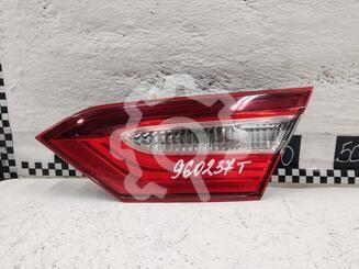 Фонарь задний внутренний правый Toyota Camry VIII [XV70] 2017 - н.в.