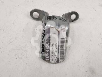 Петля двери Nissan Qashqai (J11) c 2014 г.