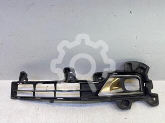 Решетка в бампер Toyota Land Cruiser [200] 2007 - 2021