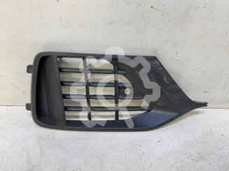 Решетка в бампер Audi Q8 I 2018 - н.в.