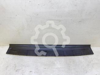 Накладка бампера заднего Toyota Land Cruiser [200] 2007 - 2021