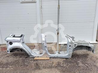Боковина правая Land Rover Range Rover Evoque I 2011 - 2018