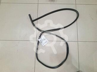Уплотнитель двери Ford Fusion 2002 - 2012