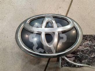 Эмблема Toyota Camry VIII [XV70] 2017 - н.в.