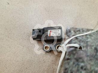Датчик AIR BAG Mitsubishi Pajero iO 1998 - 2007