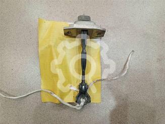 Ограничитель двери Toyota Camry VI [XV40] 2006 - 2011