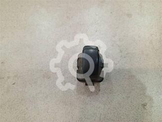 Кнопка стеклоподъемника Mitsubishi Pajero iO 1998 - 2007