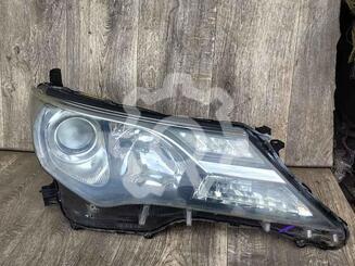 Фара правая Toyota RAV 4 IV [CA40] 2012 - 2019