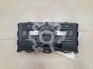 Блок управления климатической установкой Toyota Auris (E15) 2006 - 2012