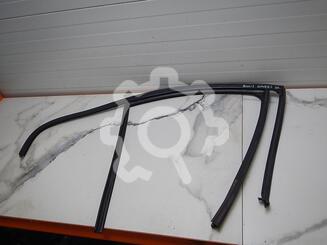 Уплотнитель стекла двери BMW 3-Series [F3x] 2011 - н.в.