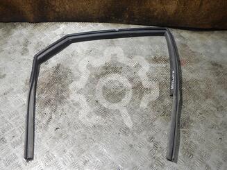 Уплотнитель стекла двери Chevrolet Lacetti 2004 - 2013