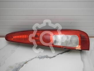 Фонарь задний правый Ford Fusion 2002 - 2012