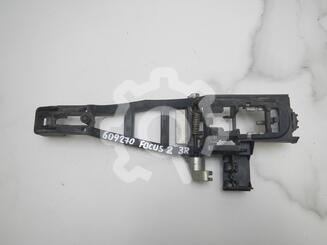 Кронштейн ручки Ford Focus II 2005 - 2011