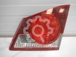 Фонарь задний внутренний правый Honda Civic VIII [4D] 2005 - 2011