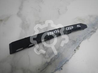 Кронштейн бампера переднего Kia Ceed II 2012 - 2018